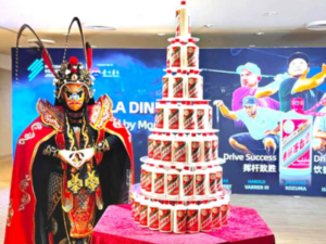 Chinese face-changing performer